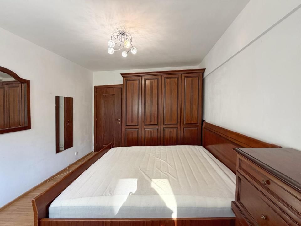 Apartament cu 3 camere de închiriat în Universitate, București – fotografia 11 din 26