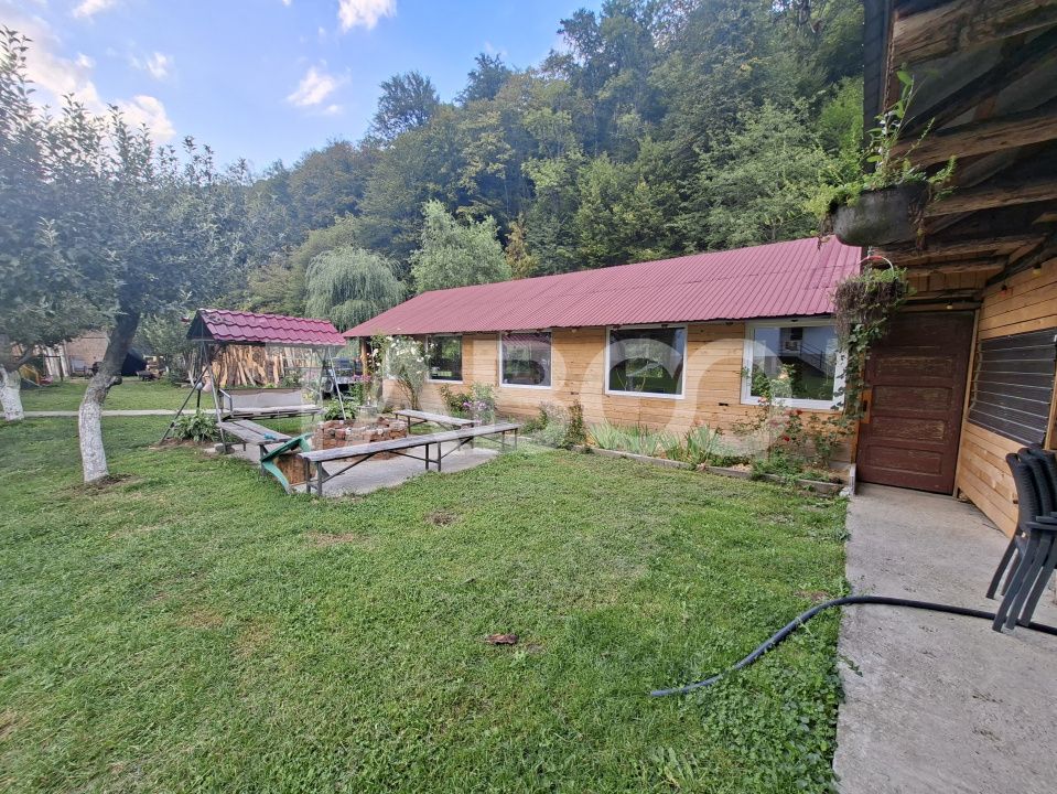 Casă cu 29 camere de vânzare în Valea Macesului – fotografia 33 din 49