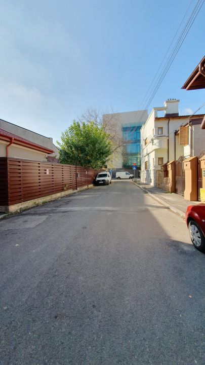 Apartament cu 4 camere de vânzare în Unirii, București – fotografia 13 din 13