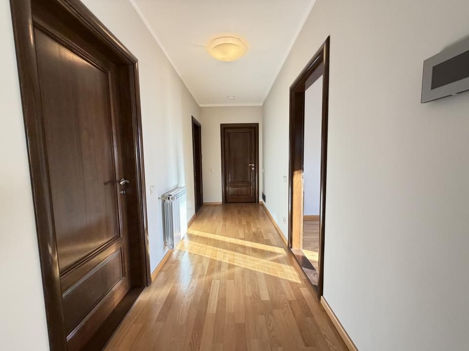 Casă cu 6 camere de vânzare în Calea Cisnadiei - Arhitectilor, Sibiu – fotografia 14 din 20