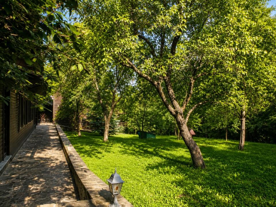 Casă cu 6 camere de vânzare în Nistoresti – fotografia 4 din 25