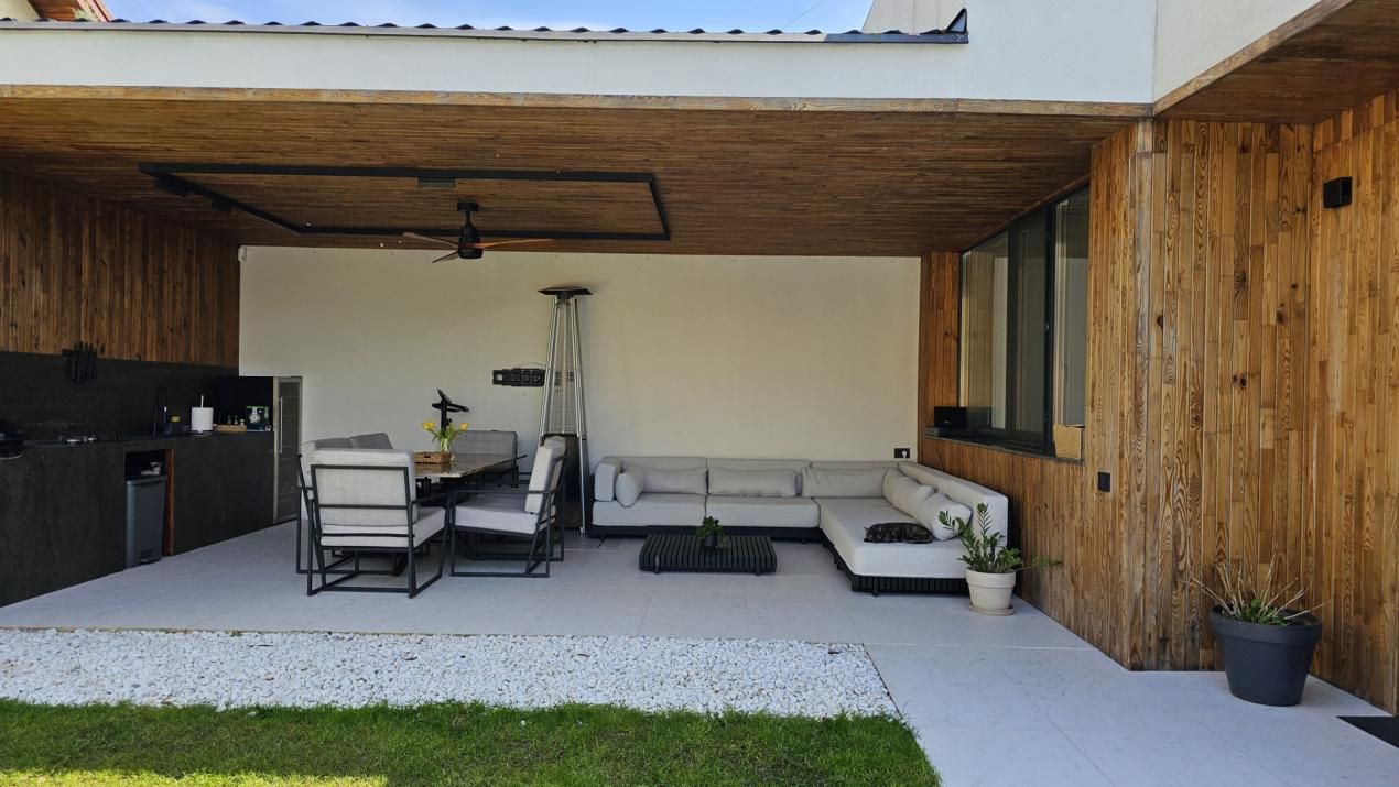 Casă cu 4 camere de vânzare în Central, Corbeanca – fotografia 23 din 42