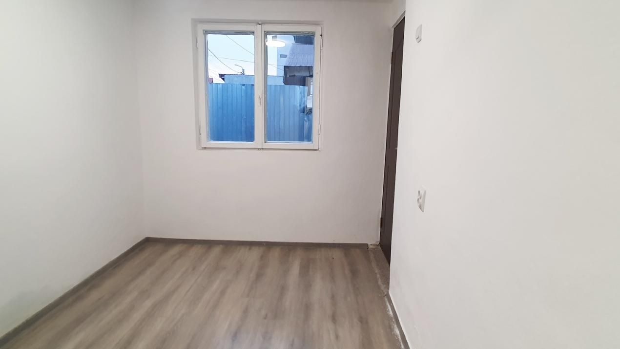 Casă cu 4 camere de vânzare în Ferentari, București – fotografia 4 din 12
