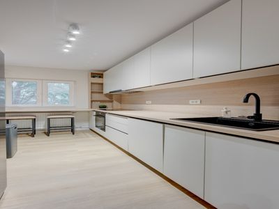 Apartament cu 4 camere de vânzare în Aviației, București – fotografia 3 din 35