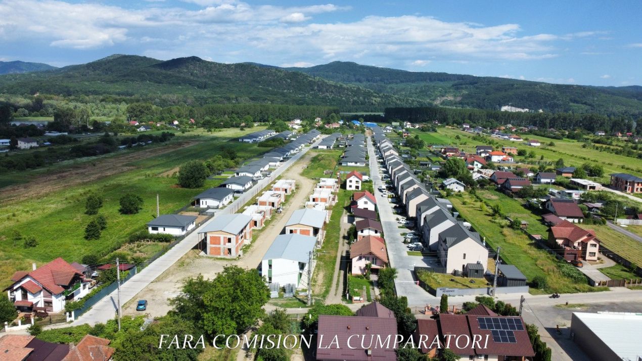 Casă cu 4 camere de vânzare în Central, Bujoreni – fotografia 24 din 26