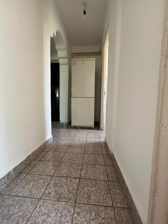 Apartament cu 2 camere de vânzare în Central, Găești – fotografia 12 din 16