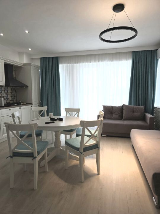 Apartament cu 2 camere de vânzare în Exterior Nord, Mamaia – fotografia 1 din 18
