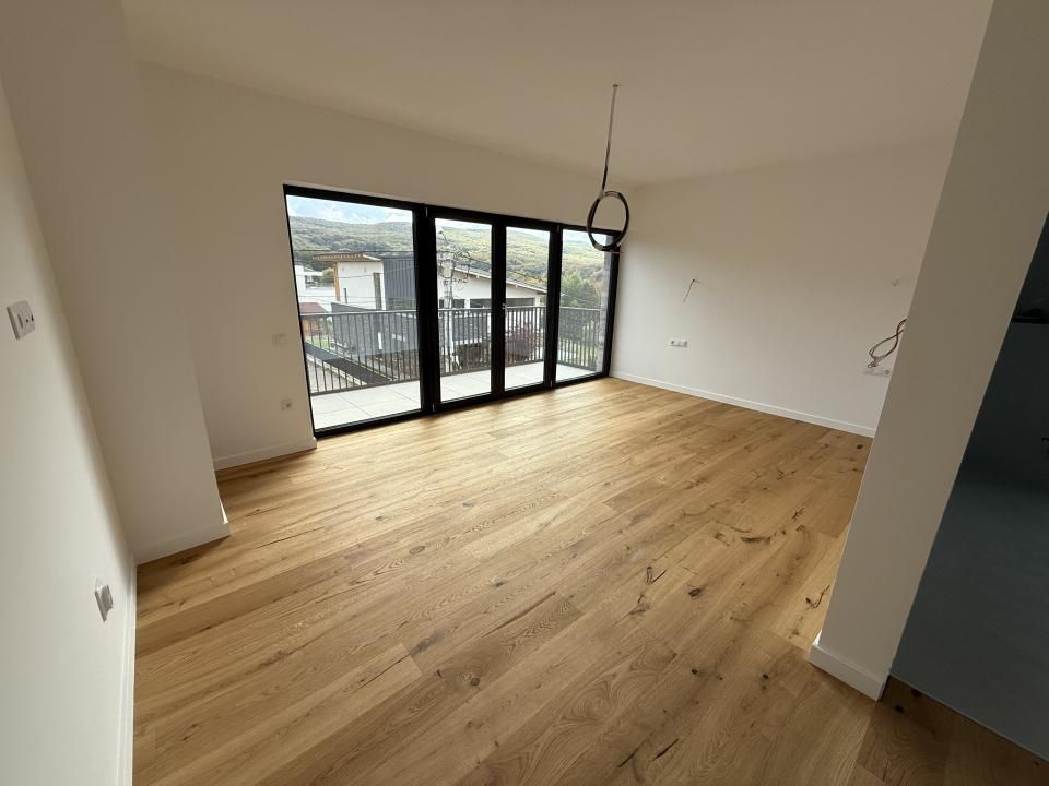 Casă cu 5 camere de vânzare în Faget / Vila Tusa, Cluj-Napoca – fotografia 13 din 34