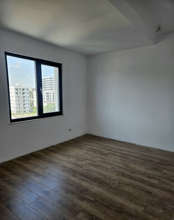 Apartament cu 3 camere de vânzare în Mamaia-Sat – fotografia 13 din 16