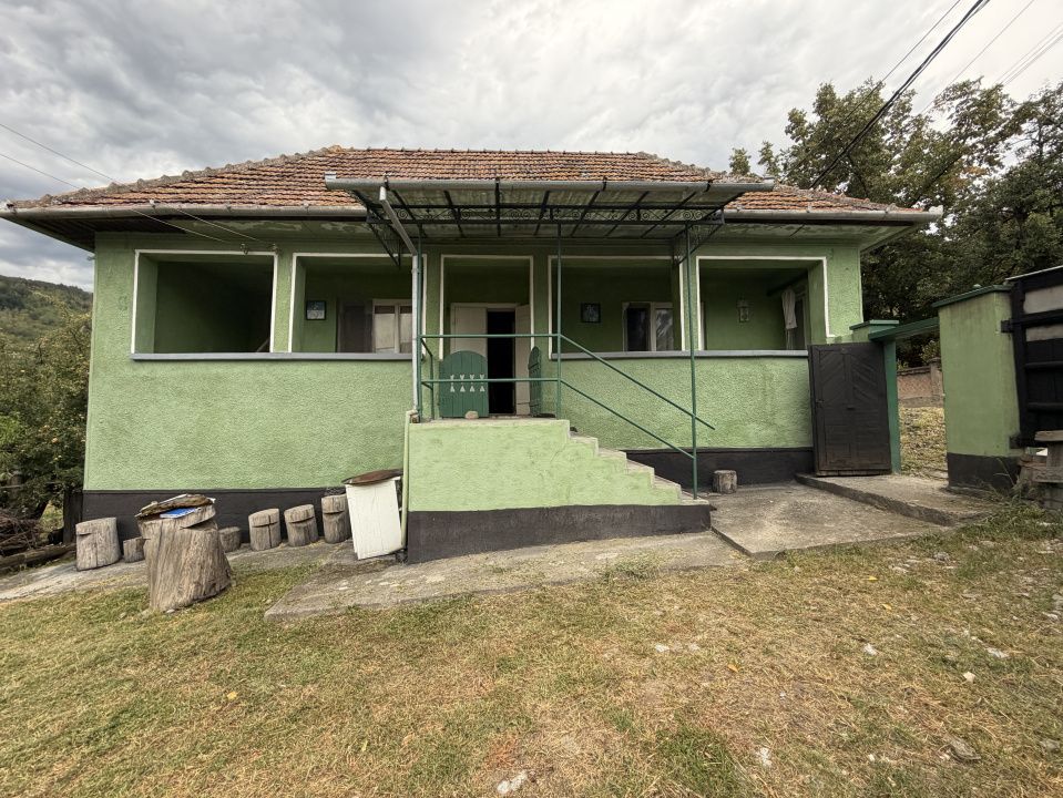 Casă cu 3 camere de vânzare în Central, Cricau – fotografia 13 din 54