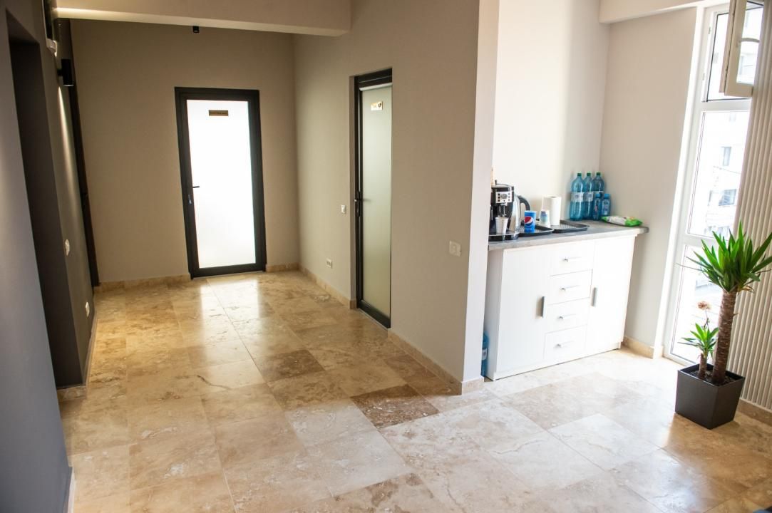 Spațiu de birouri cu 3 camere de închiriat în Casa de Cultura, Constanța – fotografia 14 din 20