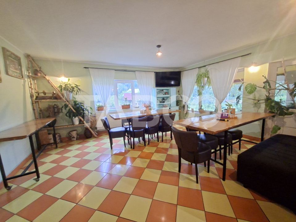Casă cu 29 camere de vânzare în Valea Macesului – fotografia 15 din 49