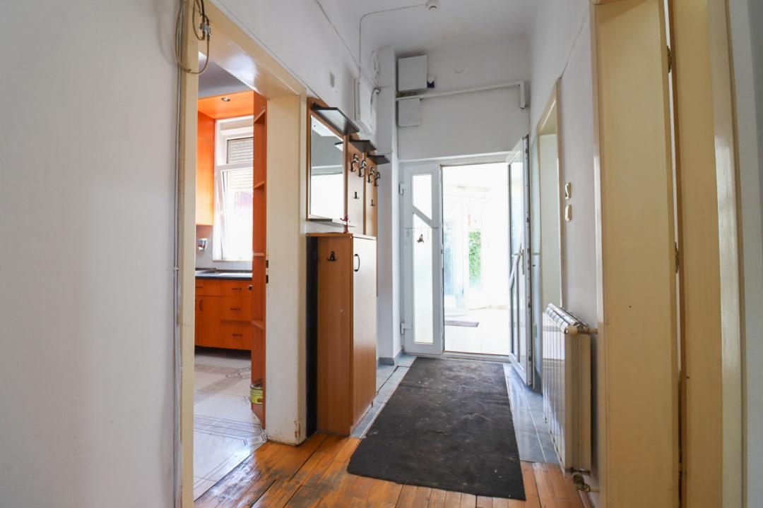 Casă cu 9 camere de închiriat în Tei, București – fotografia 12 din 22
