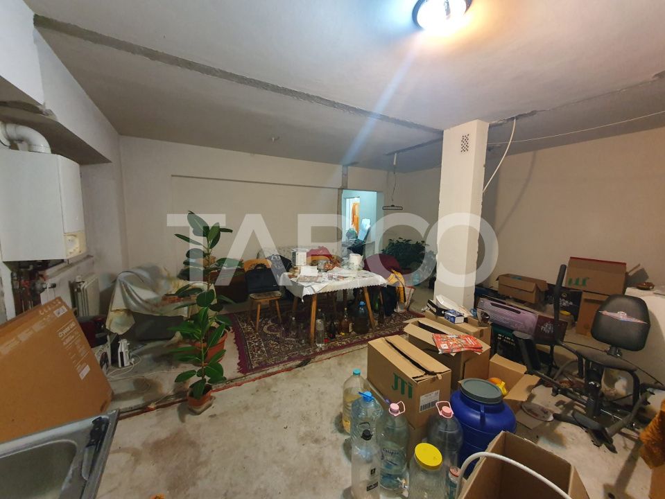 Apartament cu 5 camere de vânzare în Făgăraș – fotografia 1 din 5