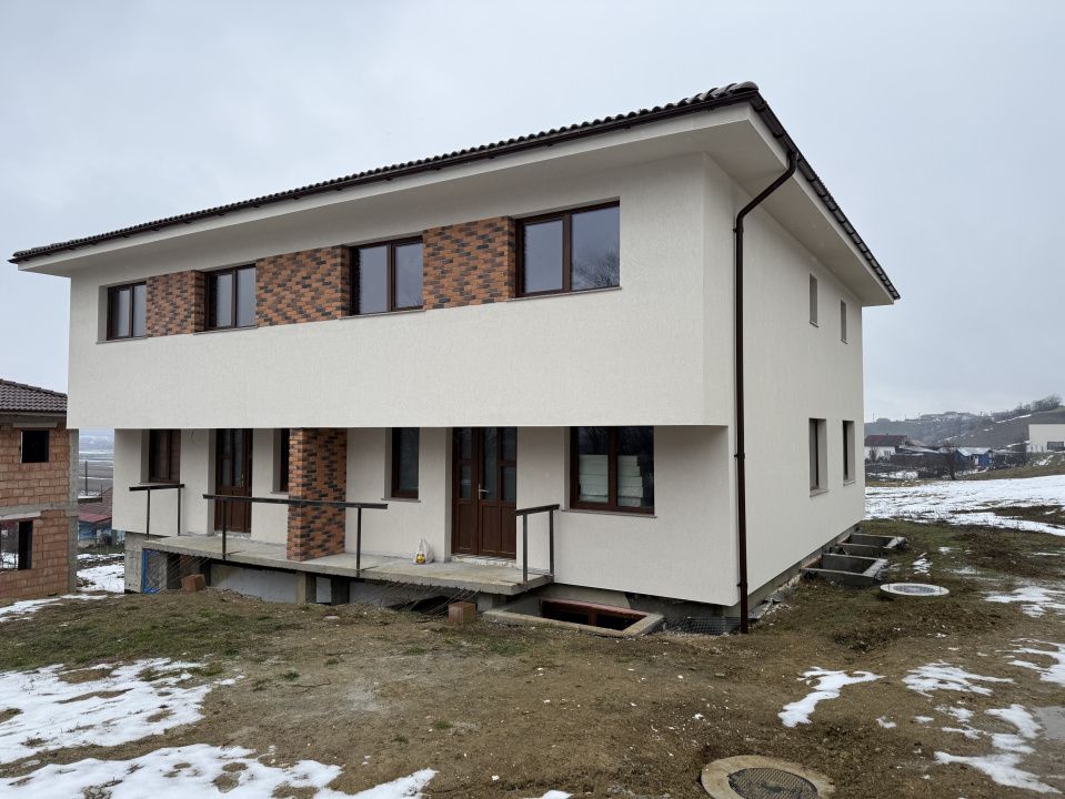 Casă cu 4 camere de vânzare în Primariei, Apahida – fotografia 1 din 30