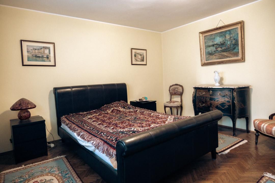 Casă cu 9 camere de vânzare în Cotroceni, București – fotografia 41 din 46
