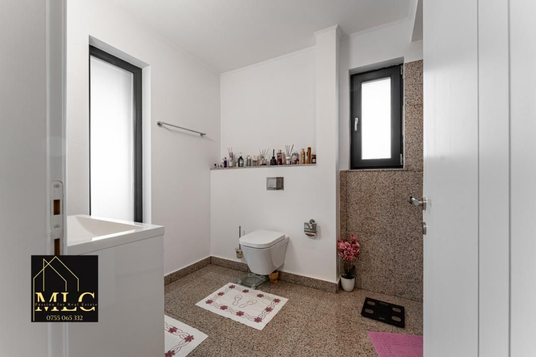 Casă cu 5 camere de vânzare în Central, Brănești – fotografia 14 din 20
