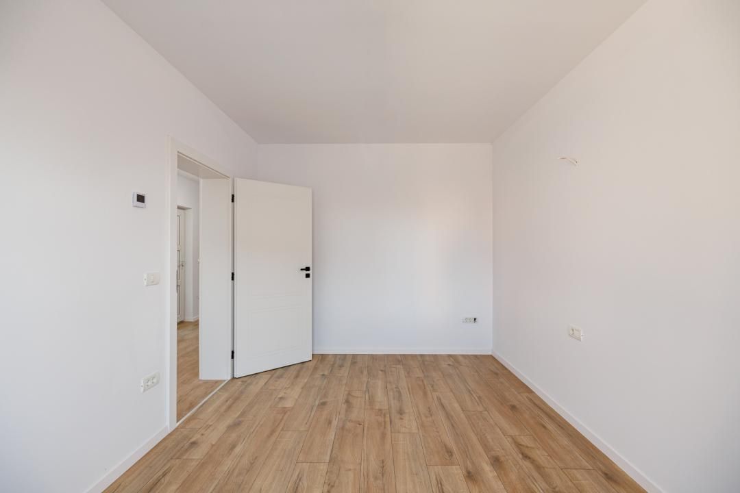 Casă cu 4 camere de vânzare în Moșnița Nouă – fotografia 15 din 56