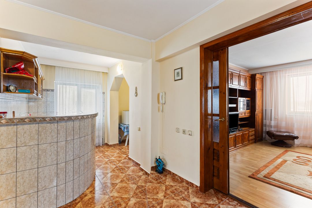 Casă cu 8 camere de vânzare în Faleza Nord, Constanța – fotografia 25 din 25