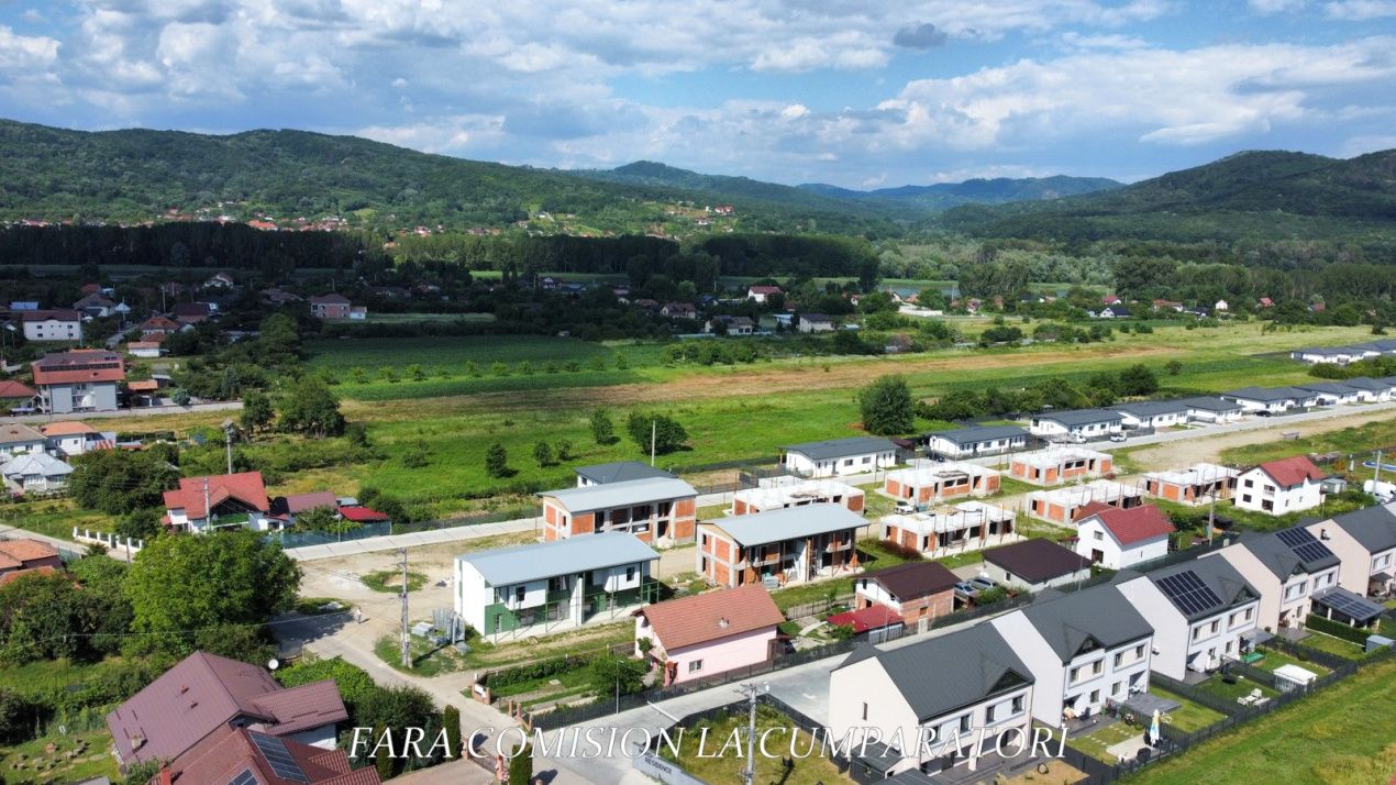 Casă cu 4 camere de vânzare în Central, Bujoreni – fotografia 23 din 26