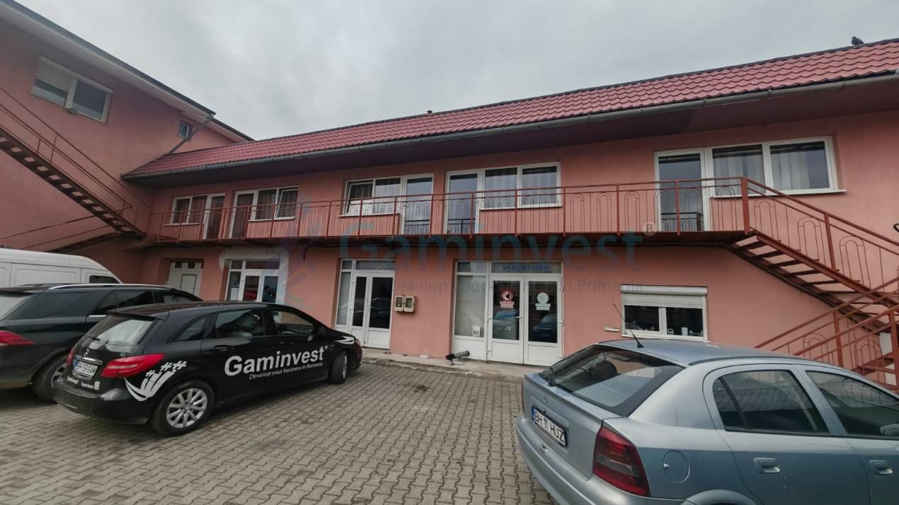 Spațiu comercial cu 6 camere de vânzare în Aleșd – fotografia 2 din 3