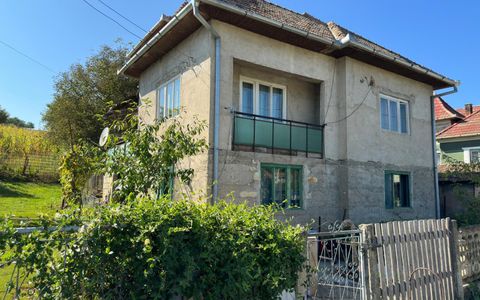 Casă cu 4 camere de vânzare în Exterior Sud, Jucu de Sus