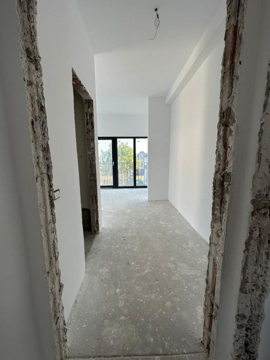Casă cu 4 camere de vânzare în Central, Tunari – fotografia 11 din 14