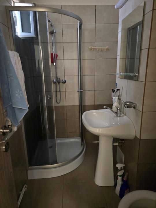 Apartament cu 3 camere de vânzare în Dărmănești, Piatra-Neamt – fotografia 8 din 9