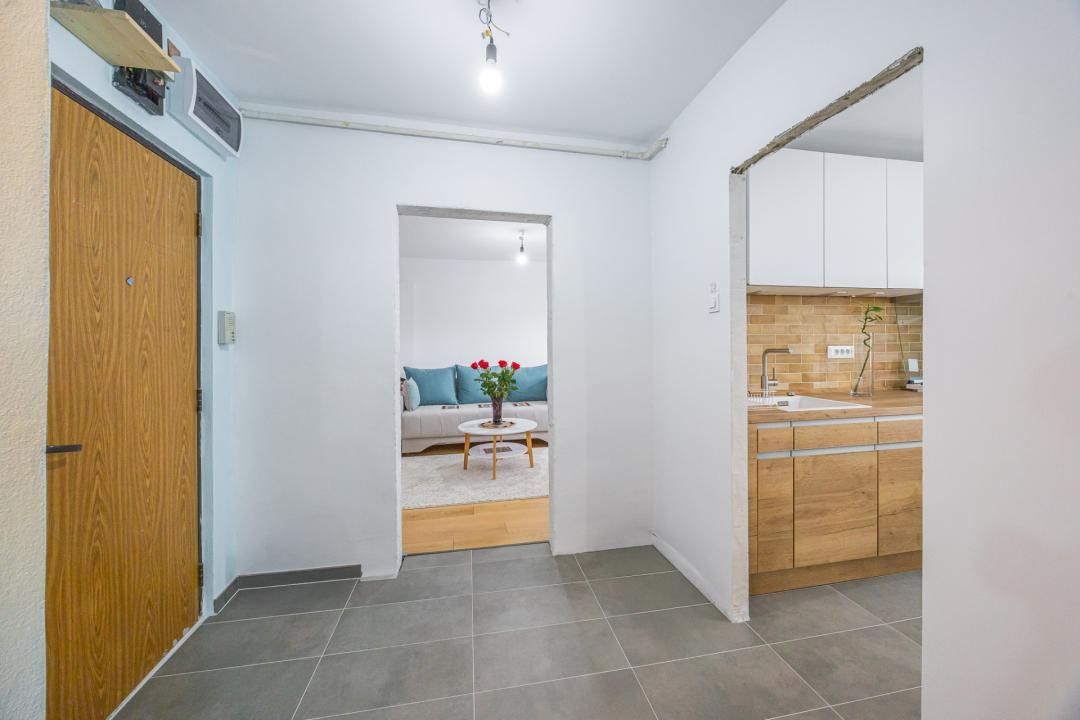 Apartament cu 2 camere de vânzare în Tractorul, Brașov – fotografia 6 din 22