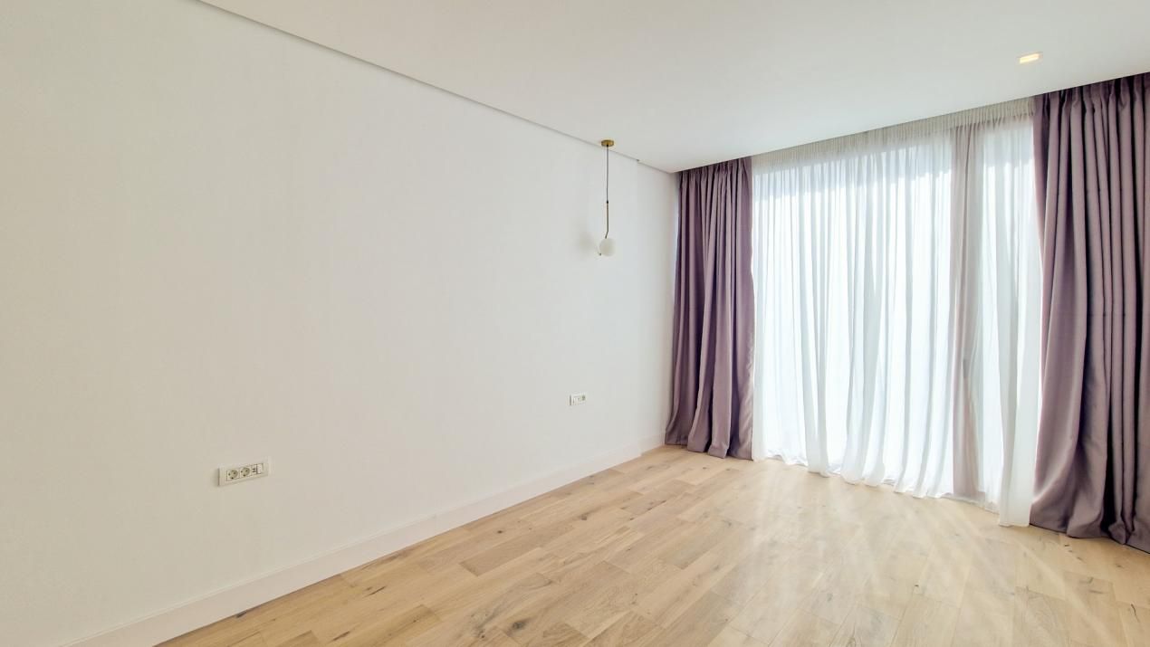 Casă cu 5 camere de vânzare în Central, Voluntari – fotografia 32 din 60