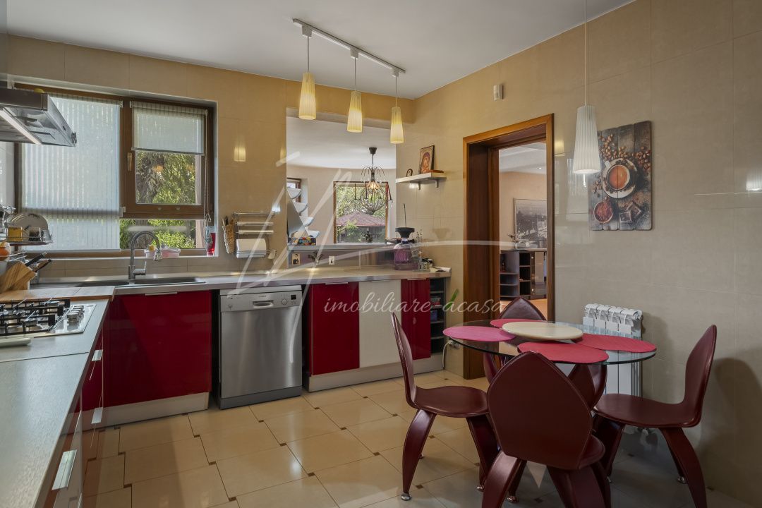 Casă cu 7 camere de vânzare în Central, Balotești – fotografia 20 din 27