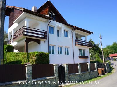 Casă cu 6 camere de vânzare în Central, Pausesti-Maglasi – fotografia 4 din 28