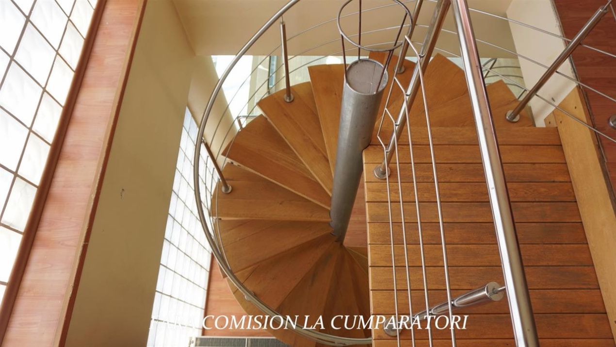 Casă cu 12 camere de vânzare în Călimănești – fotografia 21 din 37