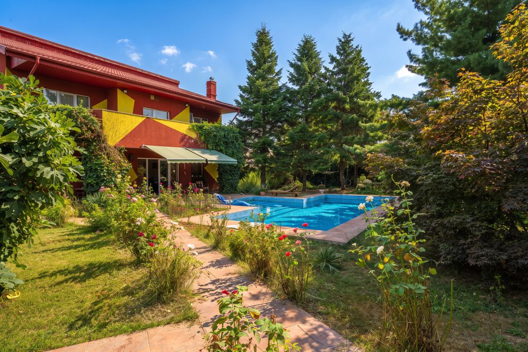 Casă cu 6 camere de vânzare în Fundeni, București – fotografia 1 din 48