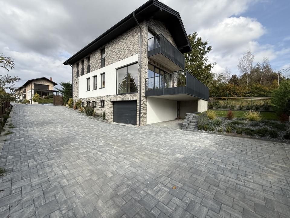 Casă cu 5 camere de vânzare în Faget / Vila Tusa, Cluj-Napoca – fotografia 1 din 34