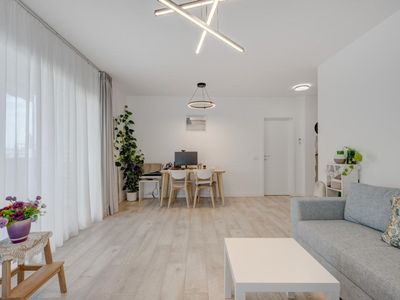 Apartament cu 2 camere de închiriat în Mogoșoaia – fotografia 2 din 19