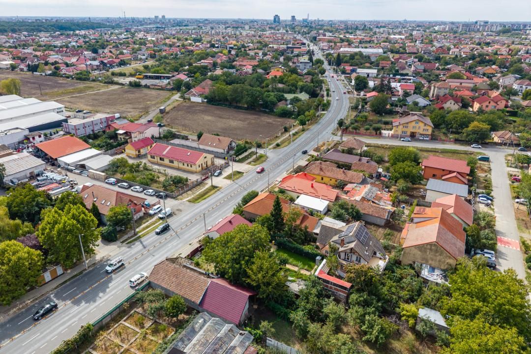 Casă cu 4 camere de vânzare în Central, Dumbrăvița – fotografia 31 din 40
