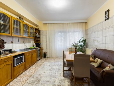 Casă cu 8 camere de vânzare în Faleza Nord, Constanța – fotografia 4 din 25