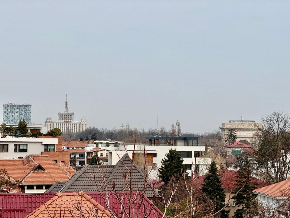Apartament cu 4 camere de vânzare în Aviatorilor, București – fotografia 2 din 30