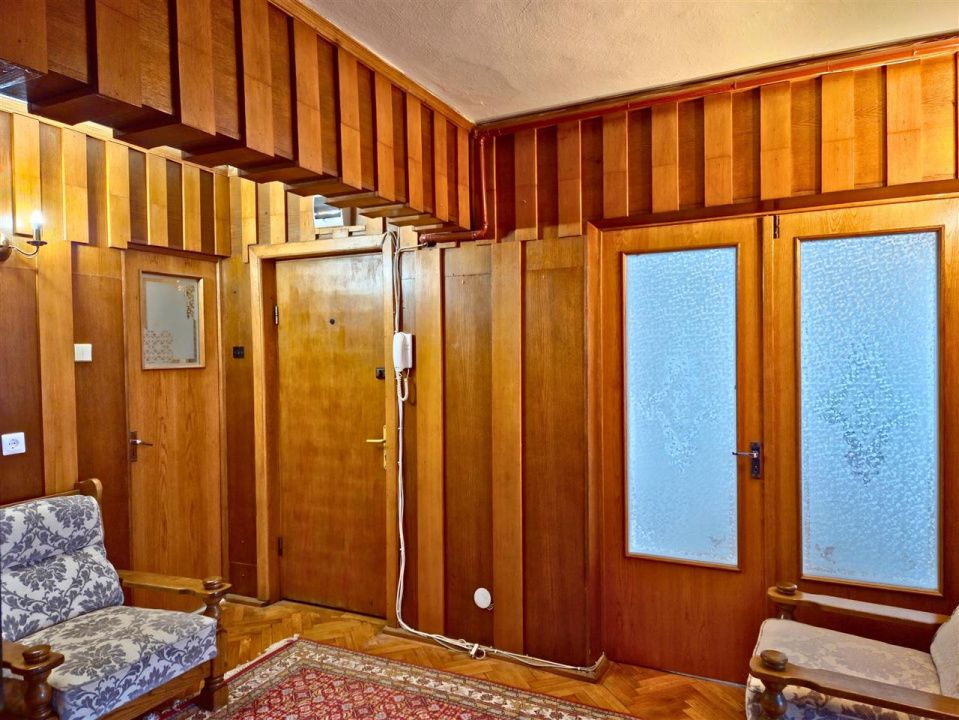 Apartament cu 3 camere de închiriat în Central, Râmnicu Vâlcea – fotografia 8 din 15