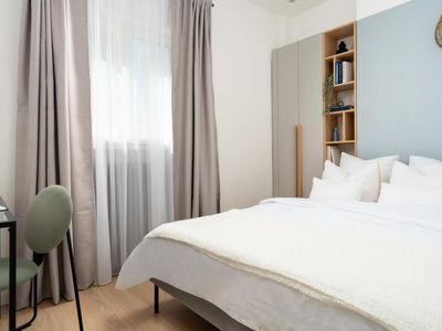 Apartament cu 3 camere de vânzare în Sala Palatului, București – fotografia 3 din 17
