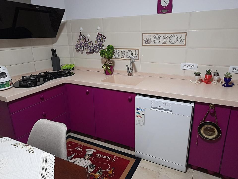 Casă cu 12 camere de vânzare în Central, Mamaia-Sat – fotografia 12 din 20