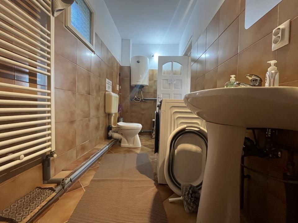 Casă cu 4 camere de vânzare în Central, Magura (Hulubesti) – fotografia 11 din 41