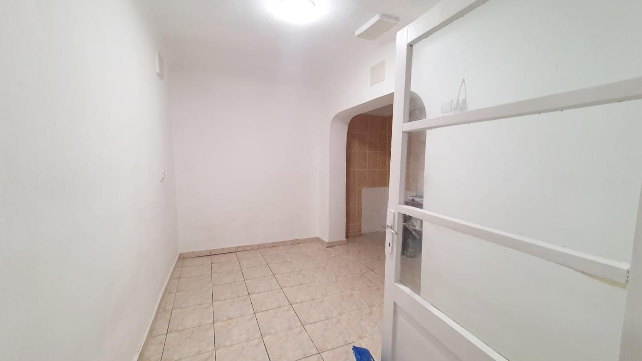 Casă cu 4 camere de vânzare în Ferentari, București – fotografia 10 din 12