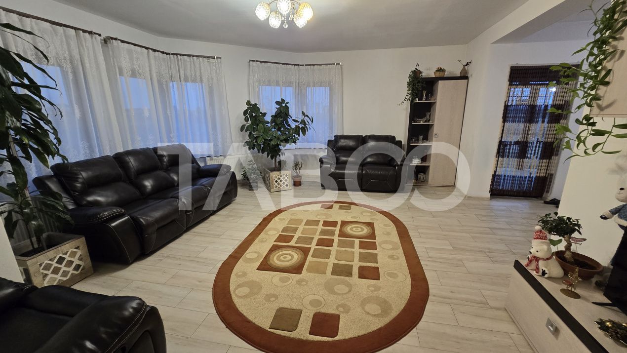 Casă cu 5 camere de vânzare în Piata Cluj, Sibiu – fotografia 7 din 16