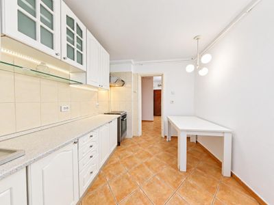 Apartament cu 3 camere de vânzare în Centrul Civic, Brașov – fotografia 4 din 16