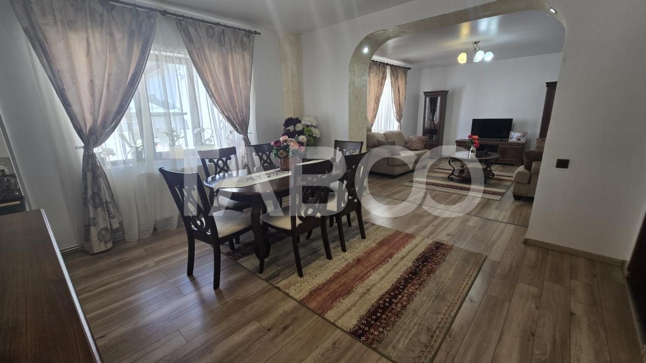 Casă cu 5 camere de vânzare în Șelimbăr, Sibiu – fotografia 9 din 18