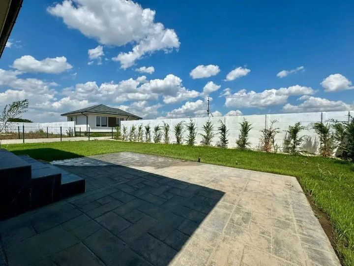 Casă cu 4 camere de vânzare în Tunari – fotografia 6 din 15
