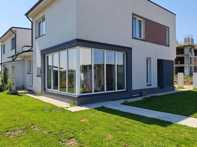Casă cu 4 camere de vânzare în Otopeni – fotografia 4 din 11