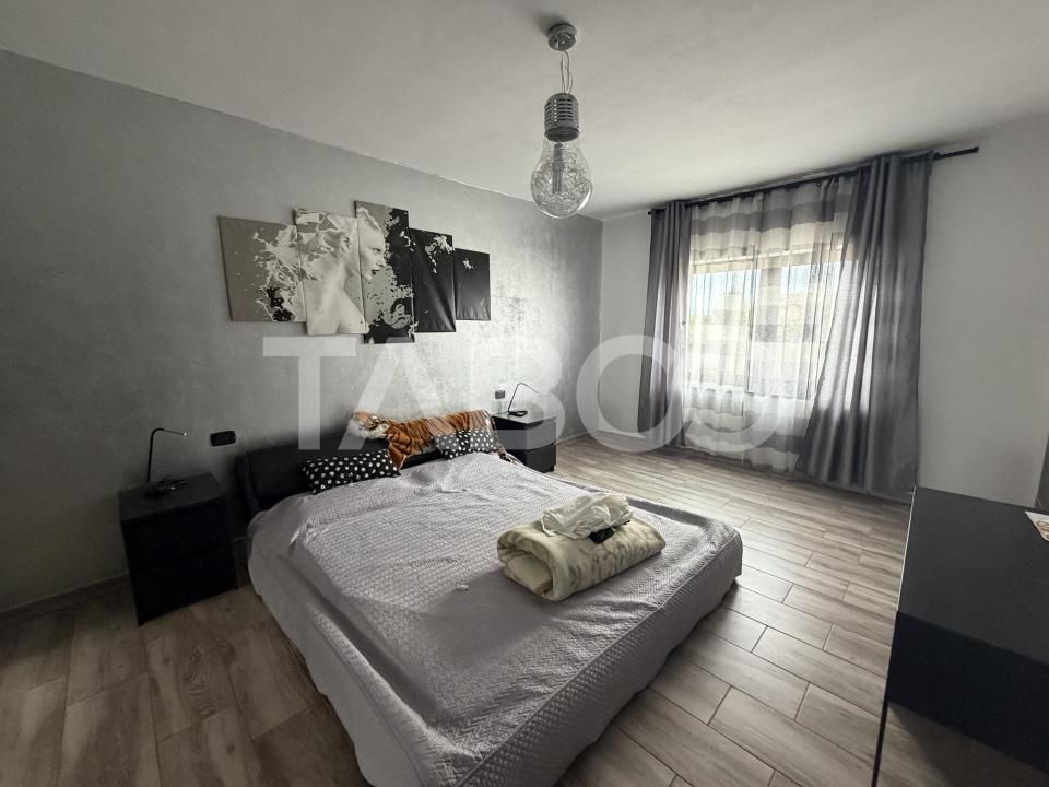 Casă cu 5 camere de vânzare în Sercaia – fotografia 4 din 18